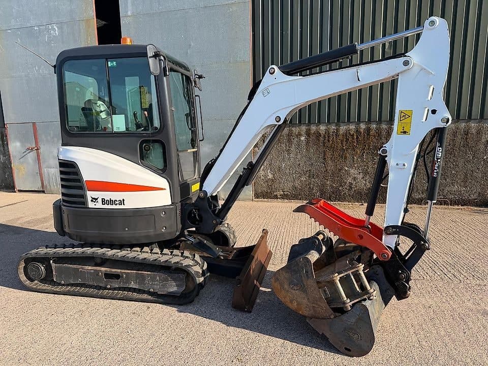Bobcat E26 EM Mini Excavator – Prüffoto 1